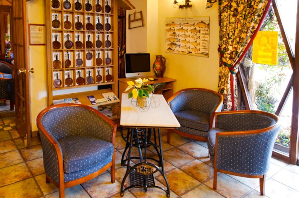 Auberge D'Alsace Hotel De France Bouillon Esterno foto