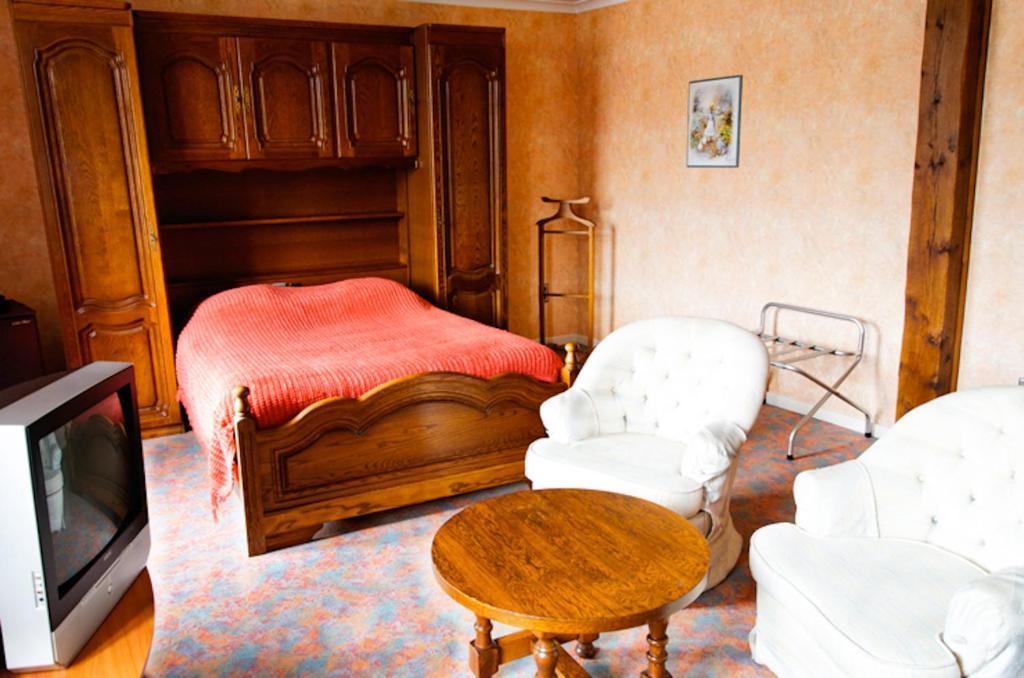Auberge D'Alsace Hotel De France Bouillon Esterno foto
