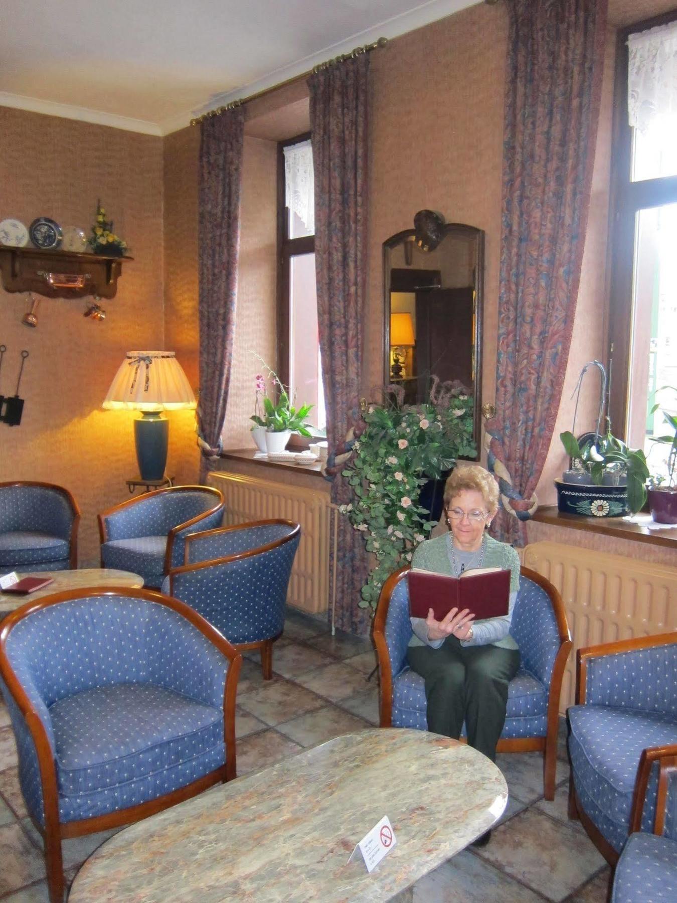 Auberge D'Alsace Hotel De France Bouillon Esterno foto