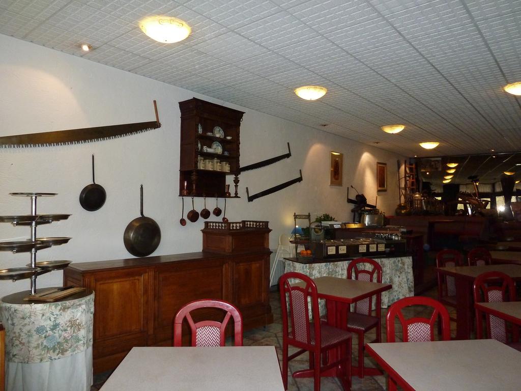 Auberge D'Alsace Hotel De France Bouillon Esterno foto