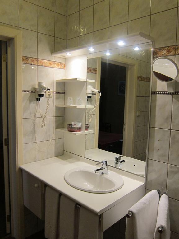 Auberge D'Alsace Hotel De France Bouillon Esterno foto